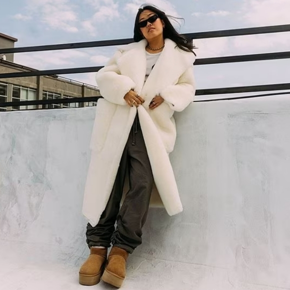 UGG Ultra Mini Platform Boots NEW! Chestnut! Women's 8 AUTHENTIC UGGS! - Picture 6 of 15